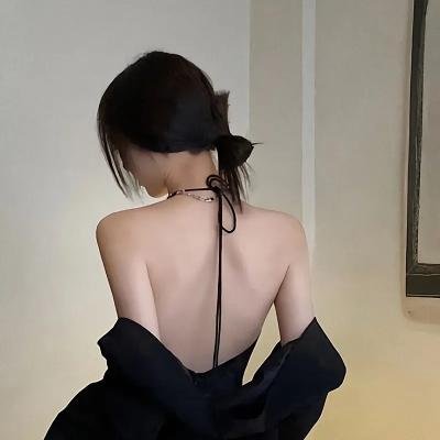 邪恶的蕾丝莉